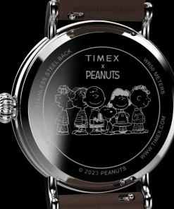 Timex Leather*Standard x Peanuts Featuring Snoopy at the Beach 40mm Leather St